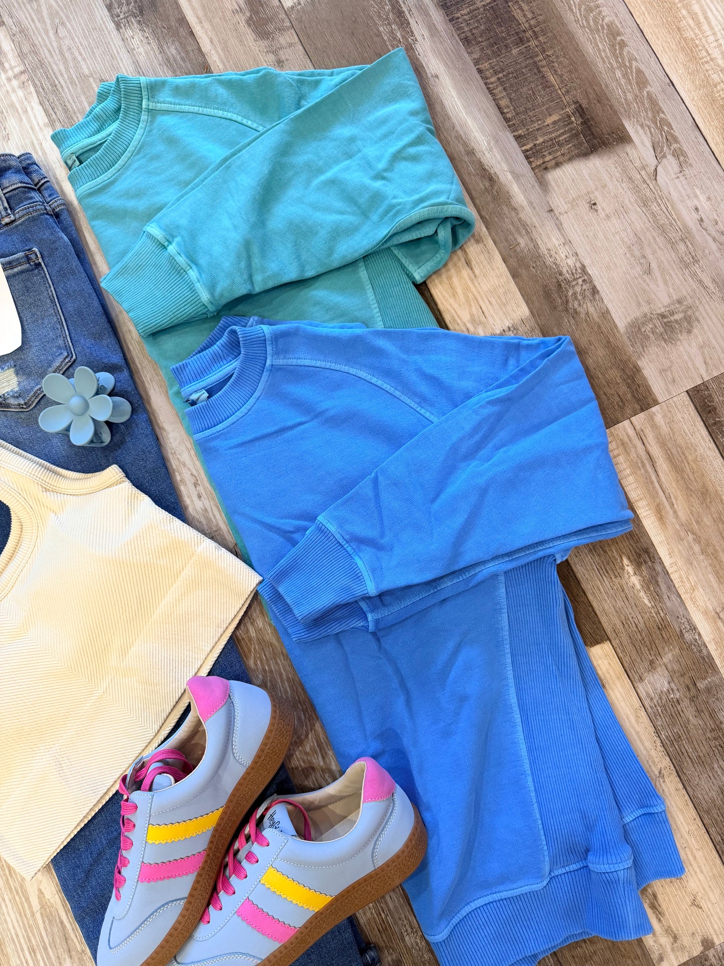 The Glam Mineral Washed Side Ribbed Sweatshirt